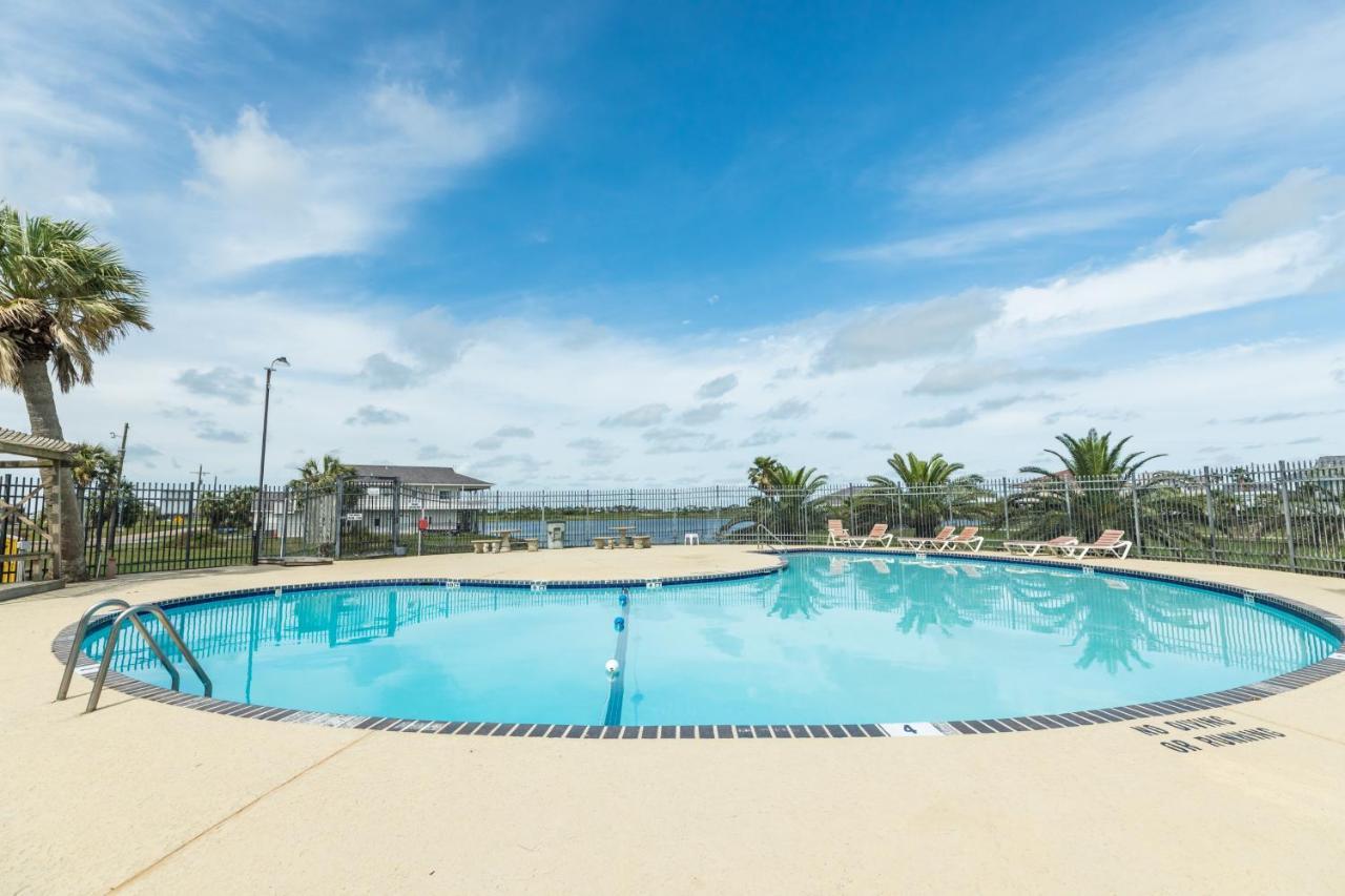 Las Palmas Retreat Galveston Exterior photo
